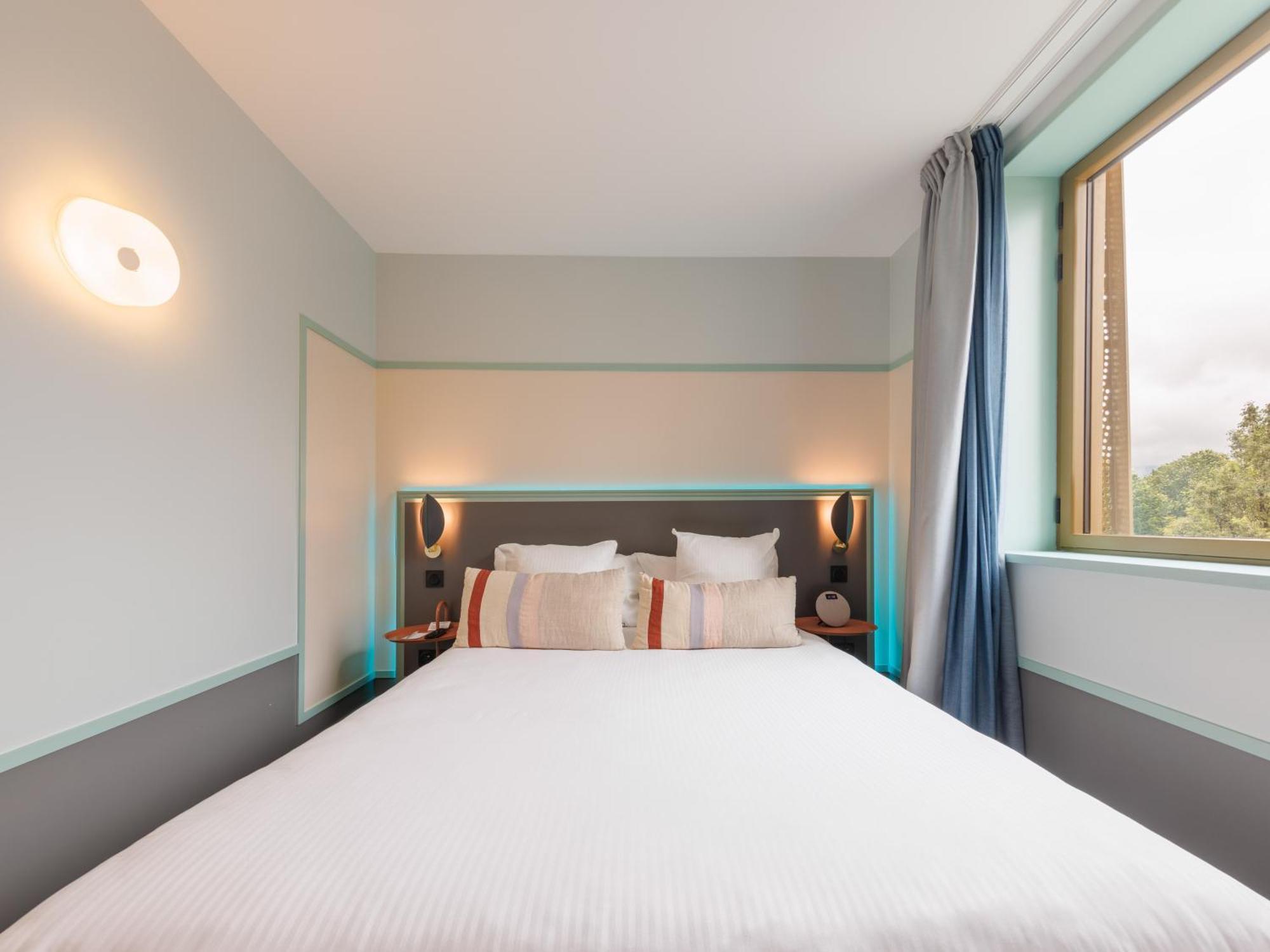 Double Room Single Bed