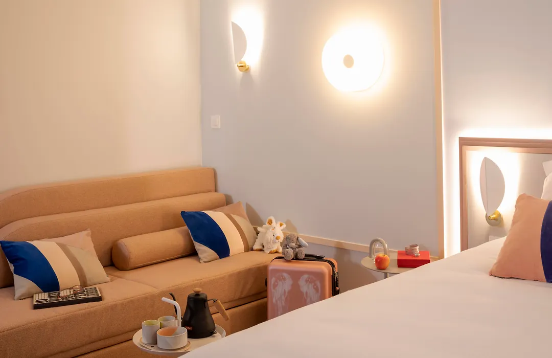 Aiden By Best Western Clermont-Ferrand - Le Magnetic Hotel & Spa-1